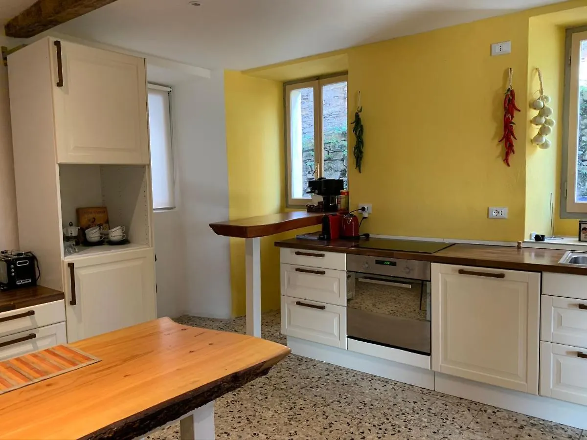 Apartment Casa Dono Il Lago Pognana Lario Italy